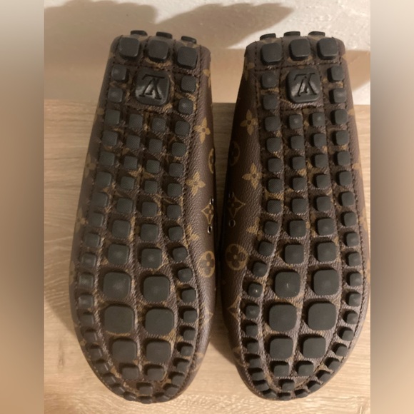 New, Authentic Louis Vuitton Monogrammed Driver Moccasin Shoes 11.5 - Picture 5 of 7
